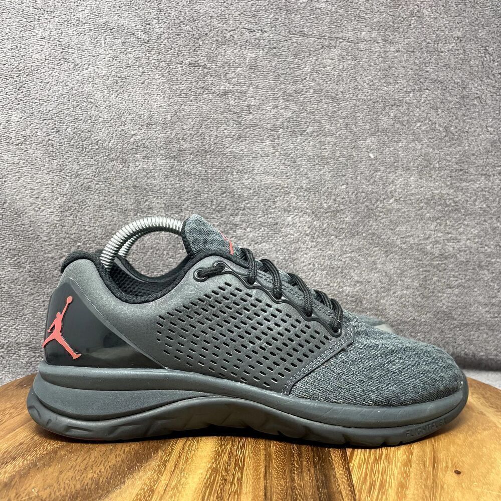 Nike Jordan Trainer ST Winter Black/Gym Red-Anthracite Mens Size 7 854562-003